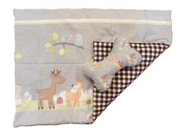 Hundedecke mit Kuschelknochen Handarbeit - Motiv Waldtiere