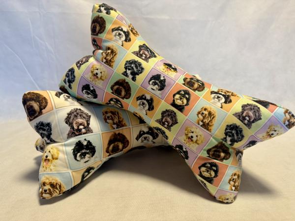 Schnoodle MIX - Leseknochen, Nackenkissen, Pflegekissen